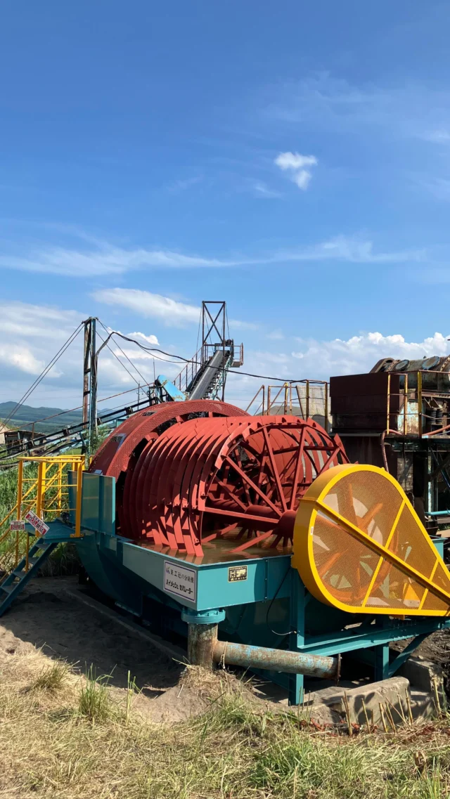 ・

骨材課の原です
この度S社様に気工社製分級機 ハイメッシュセパレータを導入いたしました。誠にありがとうございました。
3日間の工事でしたが、とにかく暑かった🥵マジやばかった😵‍💫工事関係者の皆さん、お疲れ様でした。

#中島自工 
#帯広市 
#帯広求人 
#帯広求人情報 
#帯広求人募集 
#北海道企業 
#骨材 
#骨材プラント 
#砂利 
#砂利プラント 
#砕石 
#砕石プラント 
#気工社 
#ハイメッシュセパレーター